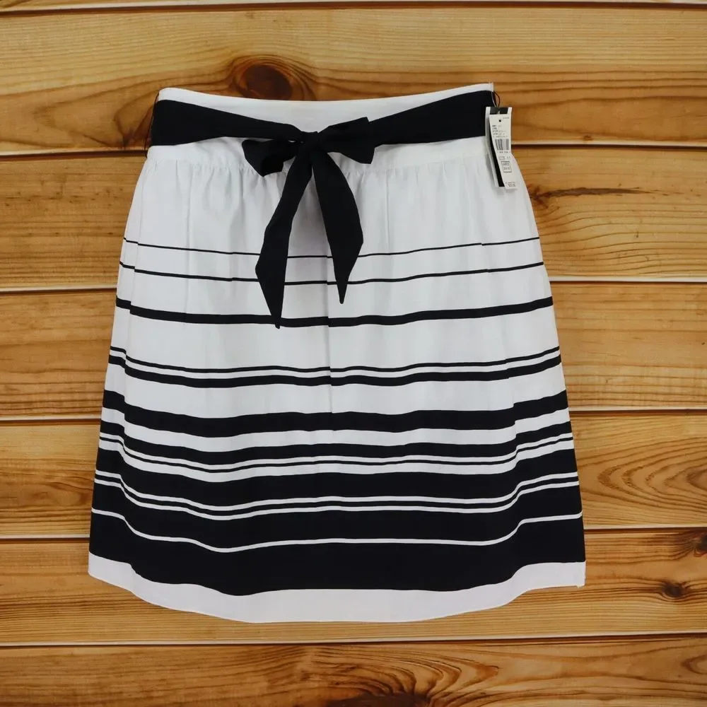A. Byer Skirt Knee Length Junior Womens Sz 11 Black White Striped Belted Pleated